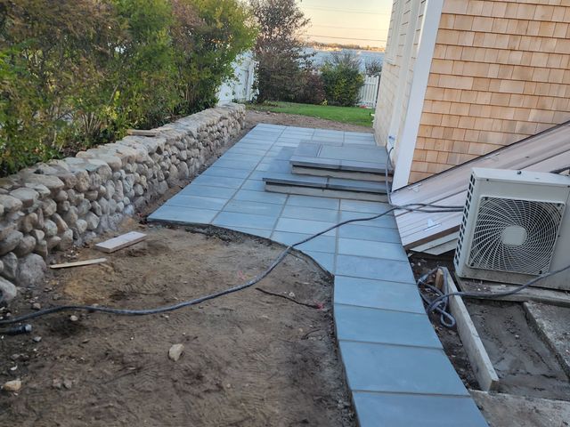 Bluestone walkway leading to the patio